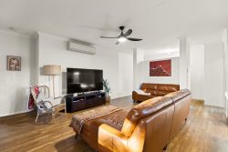 5 Tomarito Cres, Bilingurr WA 6725, Australia