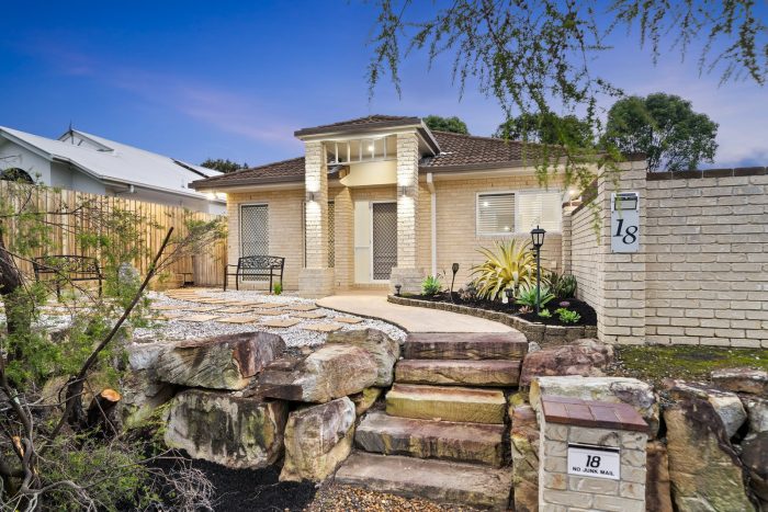 18 Tuckeroo Parade, North Lakes QLD 4509, Australia