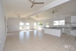 28 Valley View Dr, Biloela QLD 4715, Australia