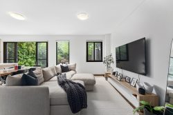 32 Weid Pl, Kellyville NSW 2155, Australia