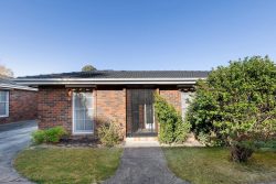Unit 2/10 Westminster St, Balwyn VIC 3103, Australia