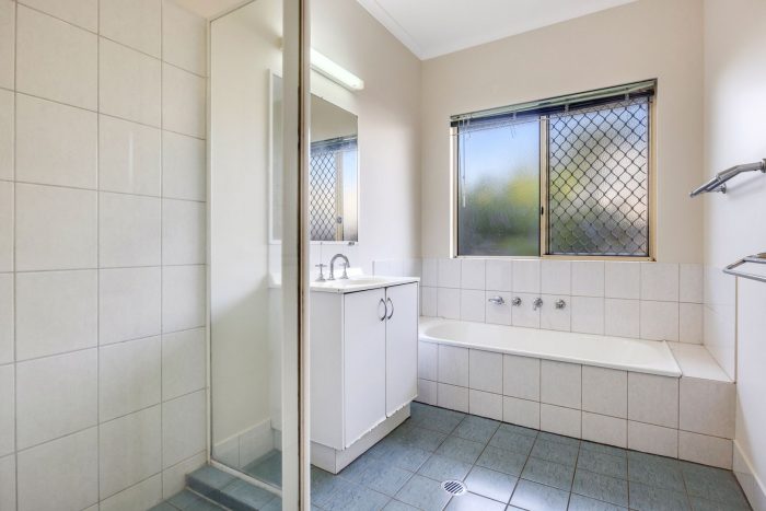 25 Whitington Cct, Gunn NT 0832, Australia