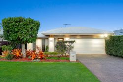 18 Wildwood Cct, Mango Hill QLD 4509, Australia