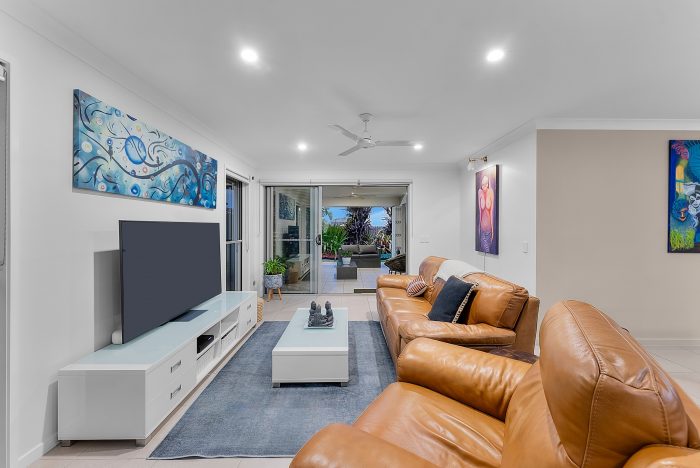 18 Wildwood Cct, Mango Hill QLD 4509, Australia