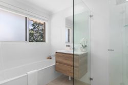 17 Willow Tree Cres, Belrose NSW 2085, Australia