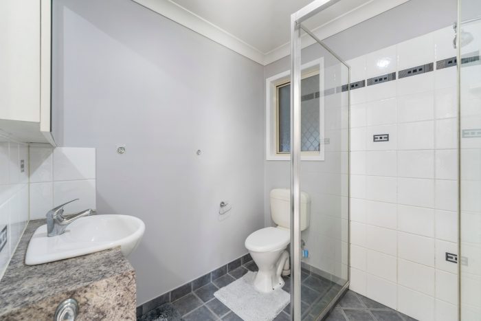 2 Willow View Ct, Kingsthorpe QLD 4400, Australia