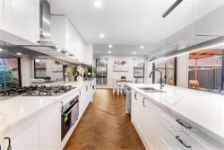 11A Fraser St, Glen Waverley VIC 3150, Australia