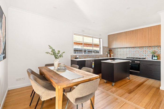 9 Alston St, Thornbury VIC 3071, Australia