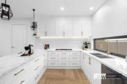 1&2/44 Delmore Crescent, GLEN WAVERLEY VIC, 3150, Australia