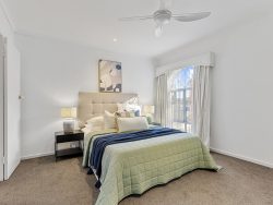 6 Angela St, Reynella SA 5161, Australia