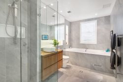 Unit 2/4 Walton Cres, Abbotsford NSW 2046, Australia