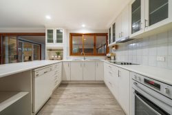 14 Ashburton Cct, Kaleen ACT 2617, Australia