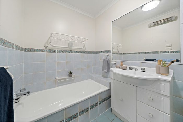 14 Ashburton Cct, Kaleen ACT 2617, Australia