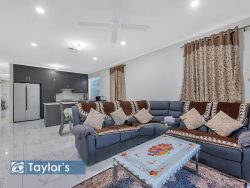 4B York St, Northfield SA 5085, Australia