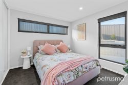 15 Birkdale Pl, Midway Point TAS 7171, Australia