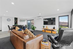15 Birkdale Pl, Midway Point TAS 7171, Australia