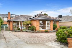 124 Blackburn Rd, Glen Waverley VIC 3150, Australia