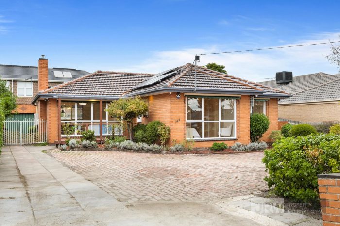 124 Blackburn Rd, Glen Waverley VIC 3150, Australia
