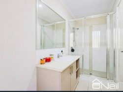 Unit 8/107 Bluegum Rd, Beechboro WA 6063, Australia