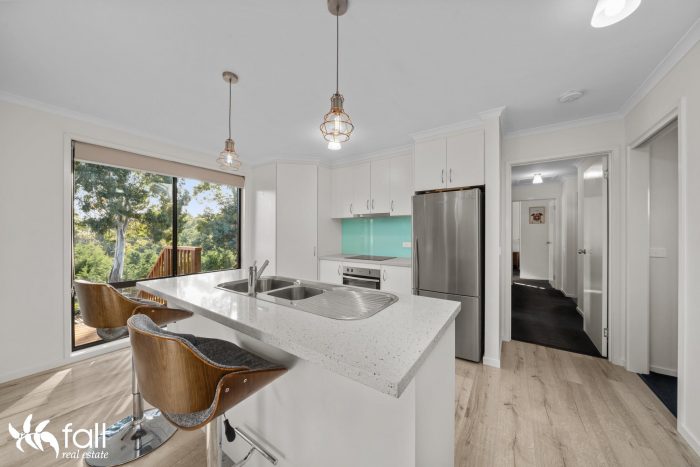 31 Bonnie Vale Dr, Howden TAS 7054, Australia