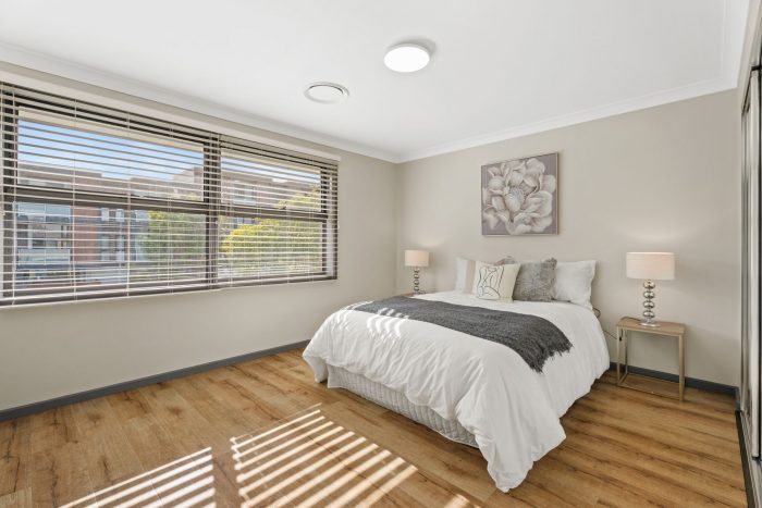 60 Bradley St, Glenmore Park NSW 2745, Australia