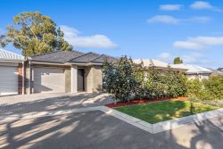 Unit 10/15 Capeview Cres, Hackham SA 5163, Australia