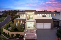 8 Chamberlain Wy, Harrington Park NSW 2567, Australia