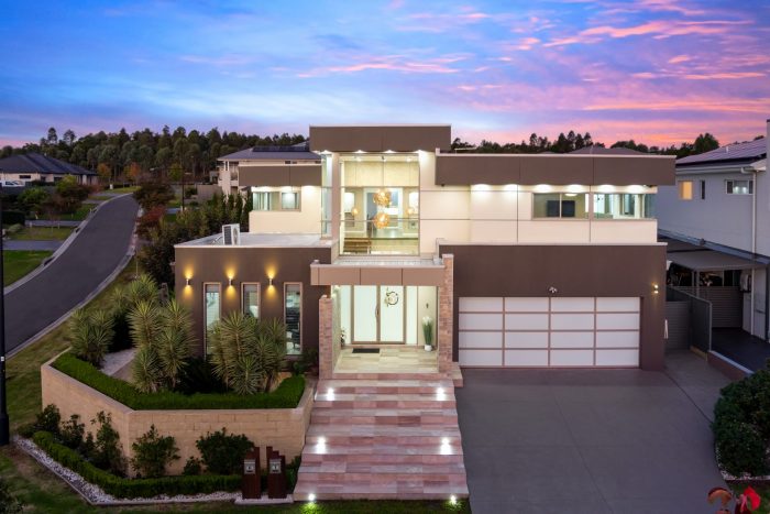 8 Chamberlain Wy, Harrington Park NSW 2567, Australia