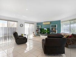 22 Seaway Parade, Toogoom QLD 4655, Australia