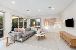 4-6 Cobb Court, Highton VIC 3216, Australia
