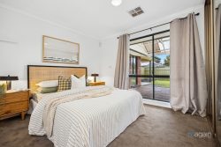 65 Muscatel Cct, Old Reynella SA 5161, Australia