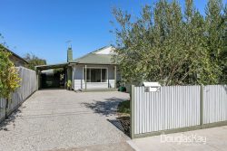 24 Couper-Angus Grove, Sunshine VIC 3020, Australia