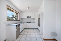 1 Cross Pl, Jerrabomberra NSW 2619, Australia