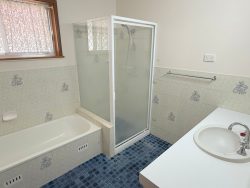 Unit 1/16 Cummins Ave, Moree NSW 2400, Australia