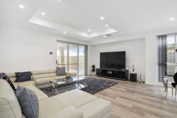 3 Iseo Court, Hammond Park WA 6164, Australia
