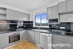 10 Elanore Pl, Glenorchy TAS 7010, Australia