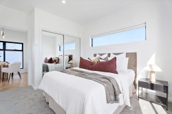 102 Elizabeth St, Newport VIC 3015, Australia
