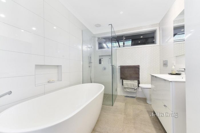 1 Elvara Ct, Mulgrave VIC 3170, Australia