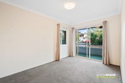 Unit 2/70 Karalta Rd, Erina NSW 2250, Australia
