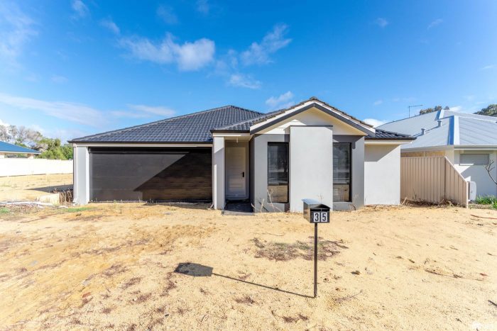 35 Etana Ln, Camillo WA 6111, Australia