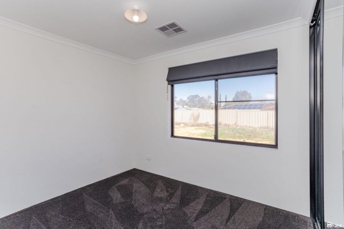 35 Etana Ln, Camillo WA 6111, Australia