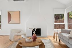 61 Fisher Parade, Ascot Vale VIC 3032, Australia