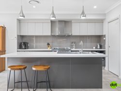 7 Galleon St, Hamlyn Terrace NSW 2259, Australia