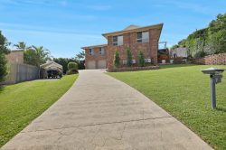 7 Mountview Ct, Beaconsfield QLD 4740, Australia