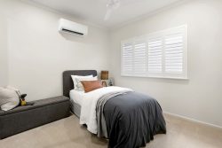 10 Lakeside Wy, Andergrove QLD 4740, Australia