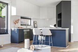 Unit 4/16 Glenview Ct, Avondale Heights VIC 3034, Australia