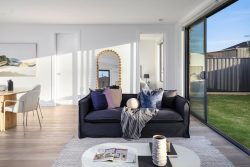 Unit 4/16 Glenview Ct, Avondale Heights VIC 3034, Australia