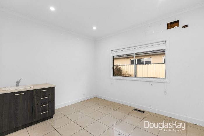 6 Greig St, Sunshine VIC 3020, Australia