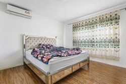 24 Holt St, Ardeer VIC 3022, Australia