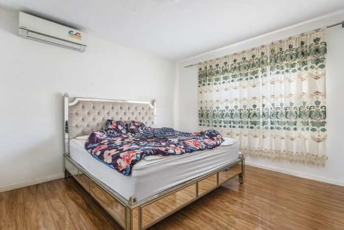 24 Holt St, Ardeer VIC 3022, Australia
